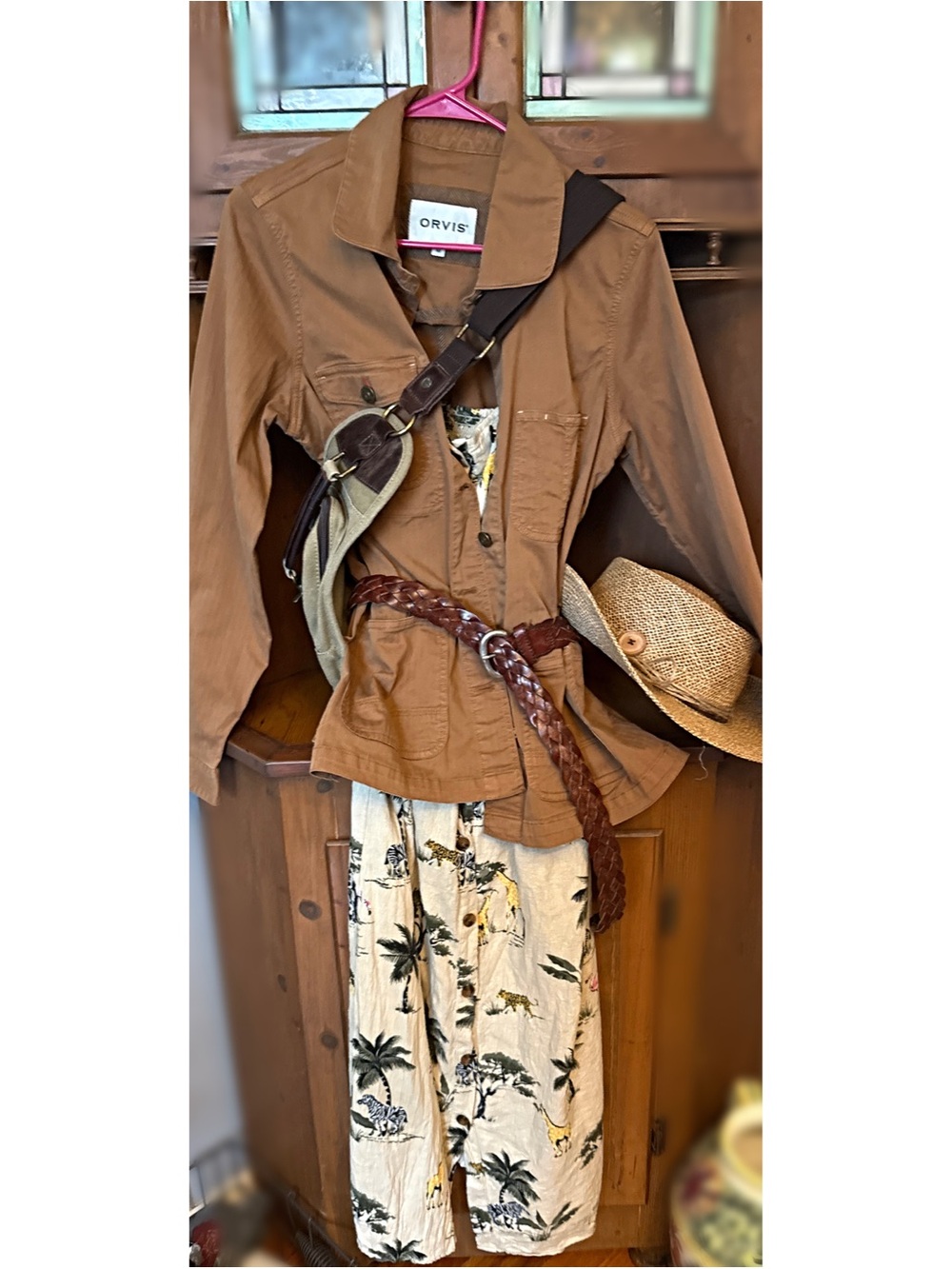 Orvis organic cotton blend utility chore jacket in a tan shade, M 2021 edition - Picture 12 of 12